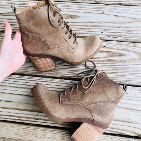 Lucky Brand Shoes - Lucky Brand suede tan booties lace up